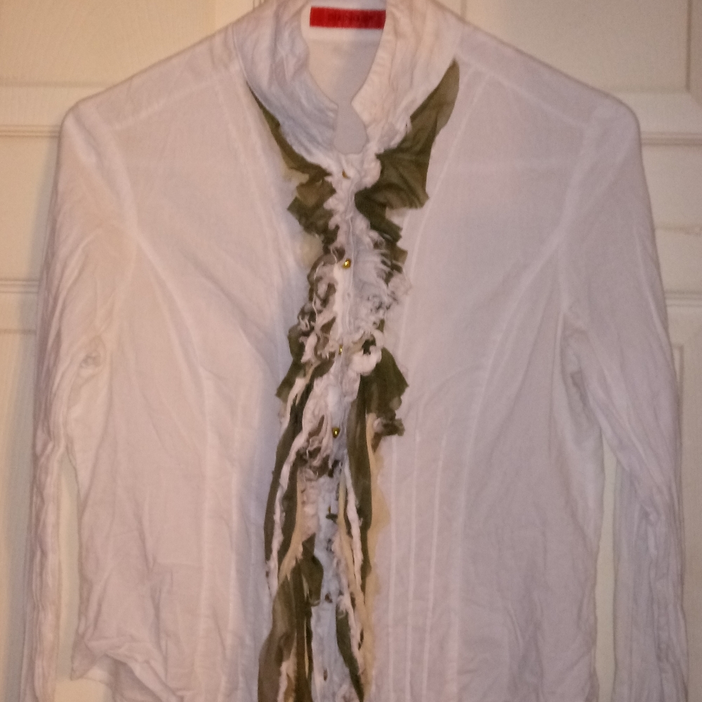 Dizingof White Collar Blouse with Green Detail